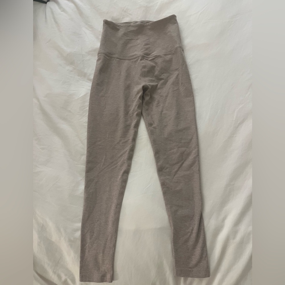 Hardly worn / excellent condition Beyond Yoga Spacedye Leggings